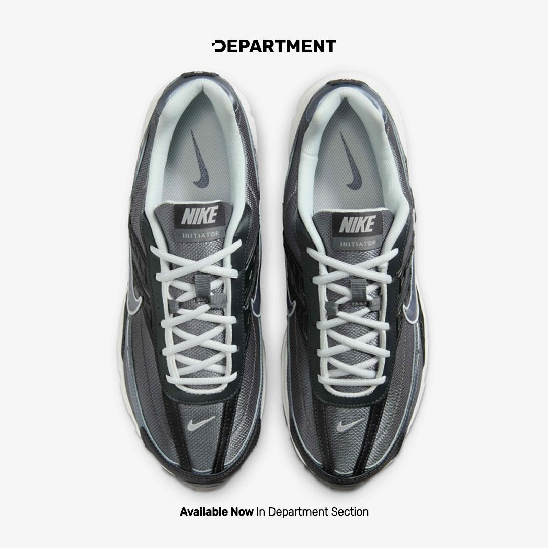 NIKE INITIATOR