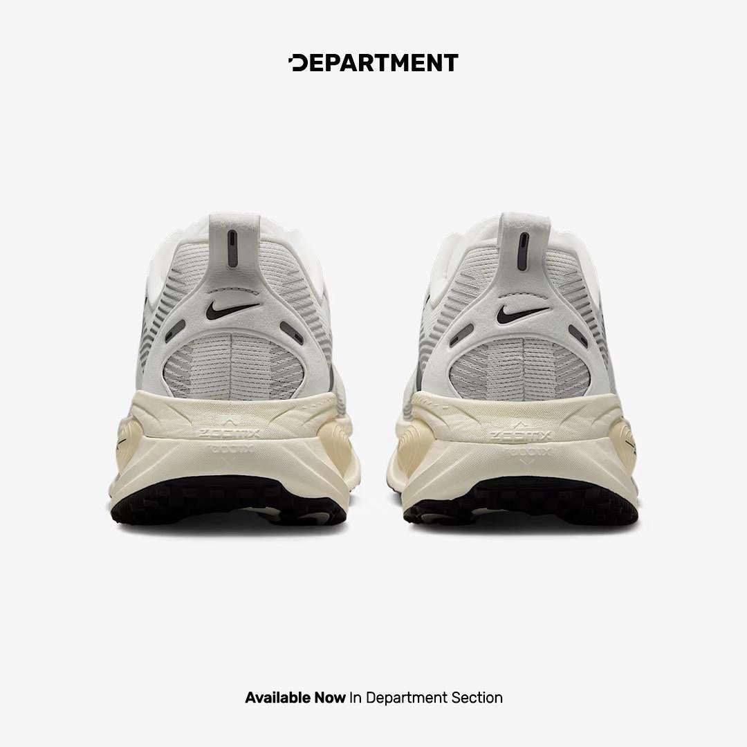 NIKE VOMERO 18