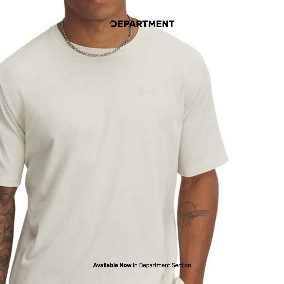 UNDER ARMOUR LEFT CHEST LOCKUP