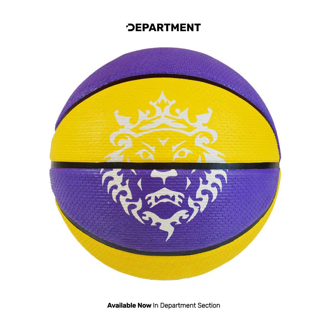 NIKE LEBRON JAMES PLAYGROUND 2.0