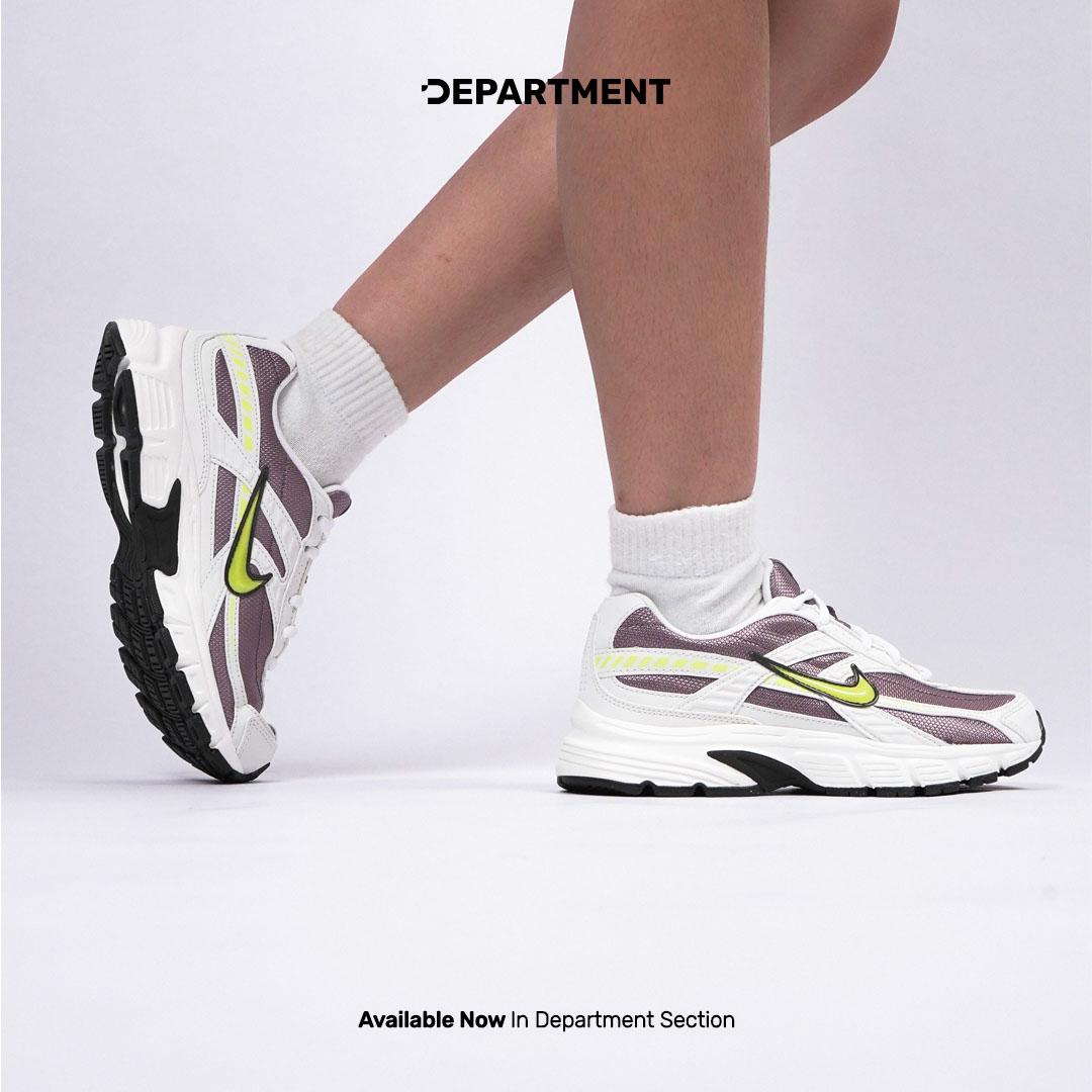 NIKE WMNS INITIATOR