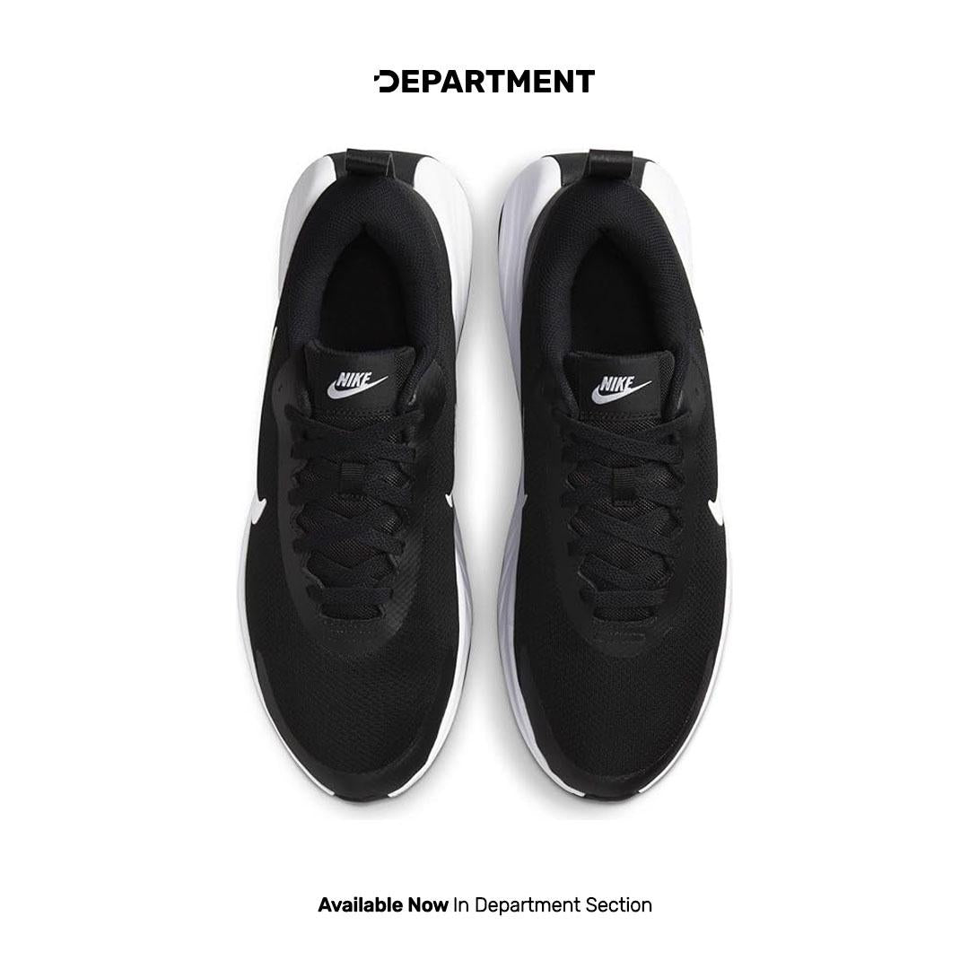 NIKE PROMINA