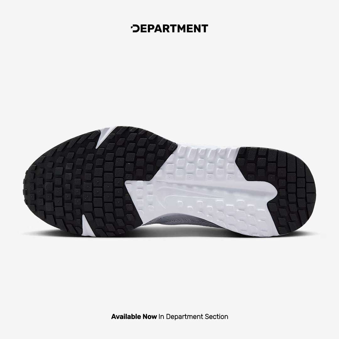 NIKE RUN DEFY
