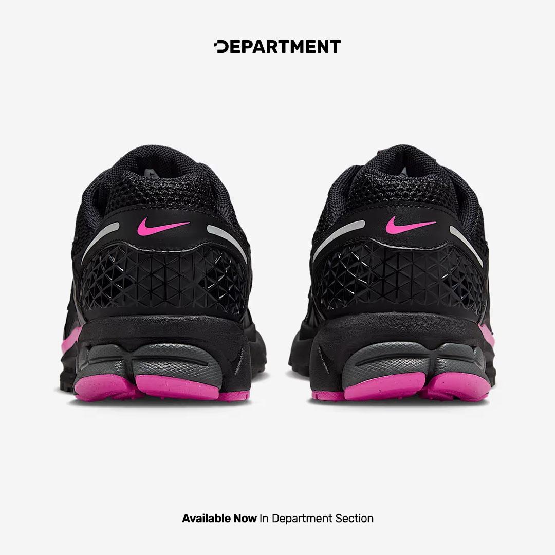 NIKE AIR ZOOM VOMERO 5