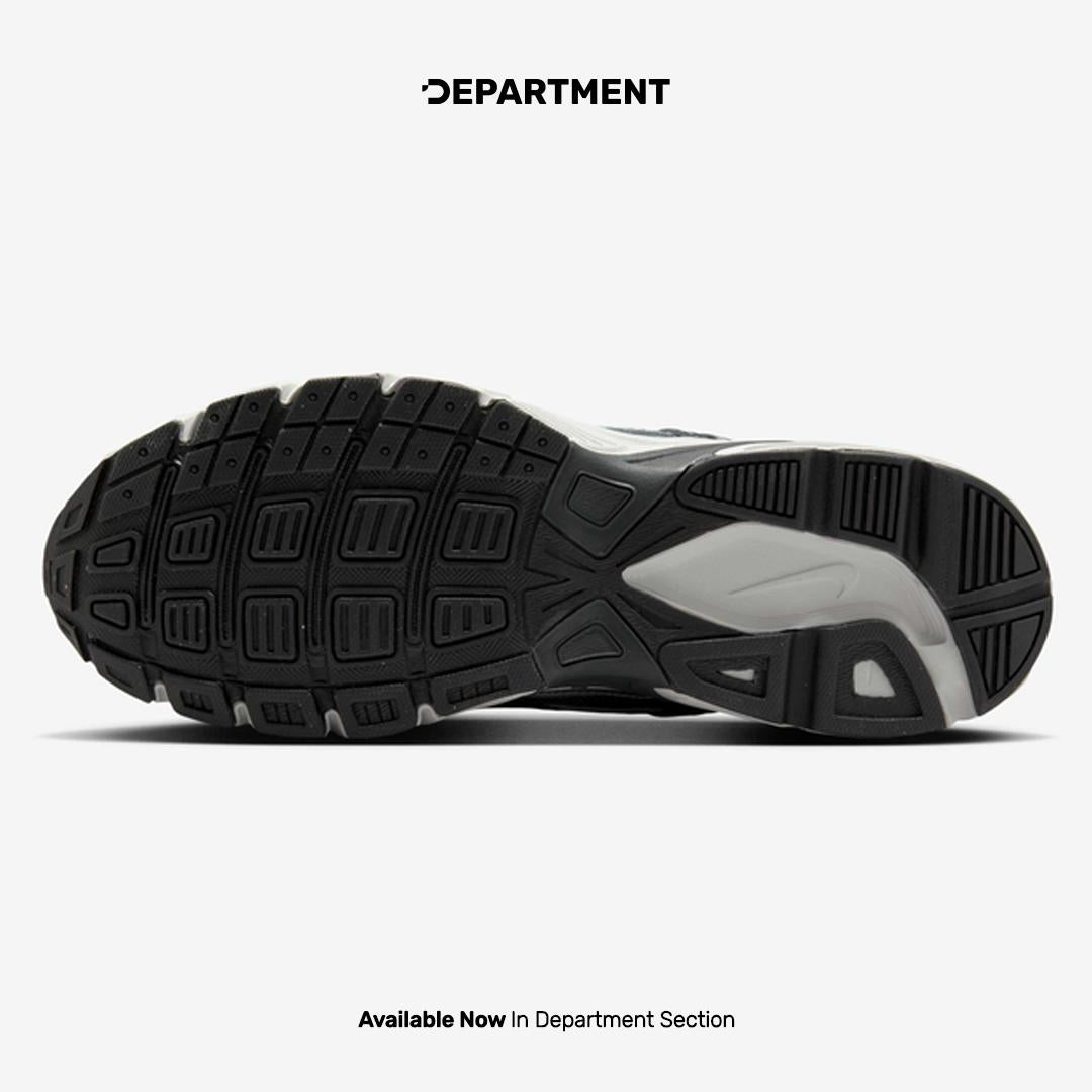 NIKE INITIATOR