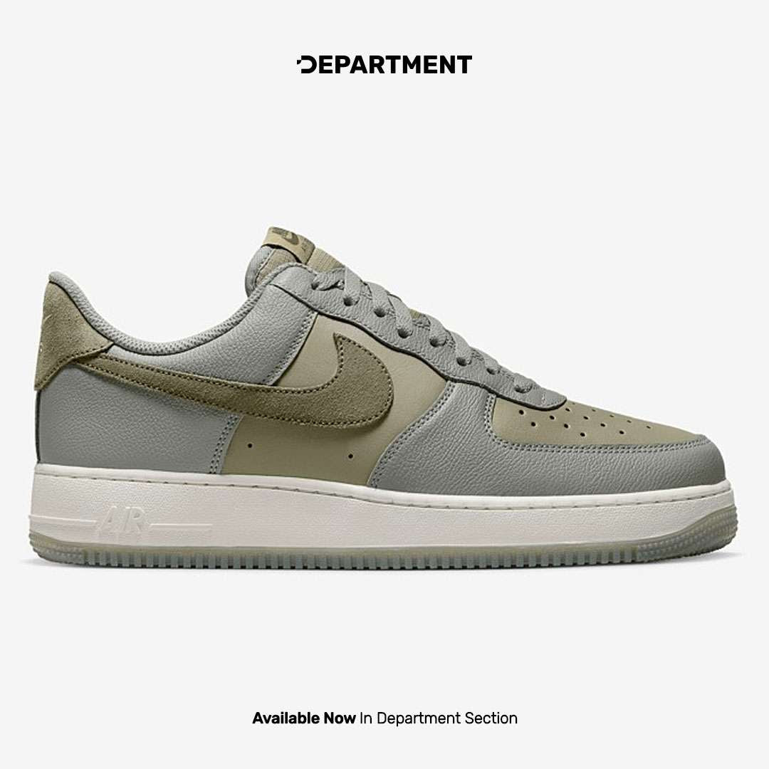 NIKE AIR FORCE 1 07 LV8