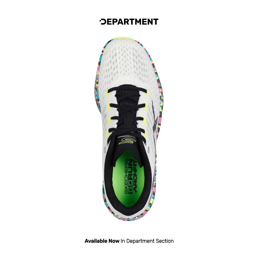 SKECHERS GO RUN RAZOR 5 Department