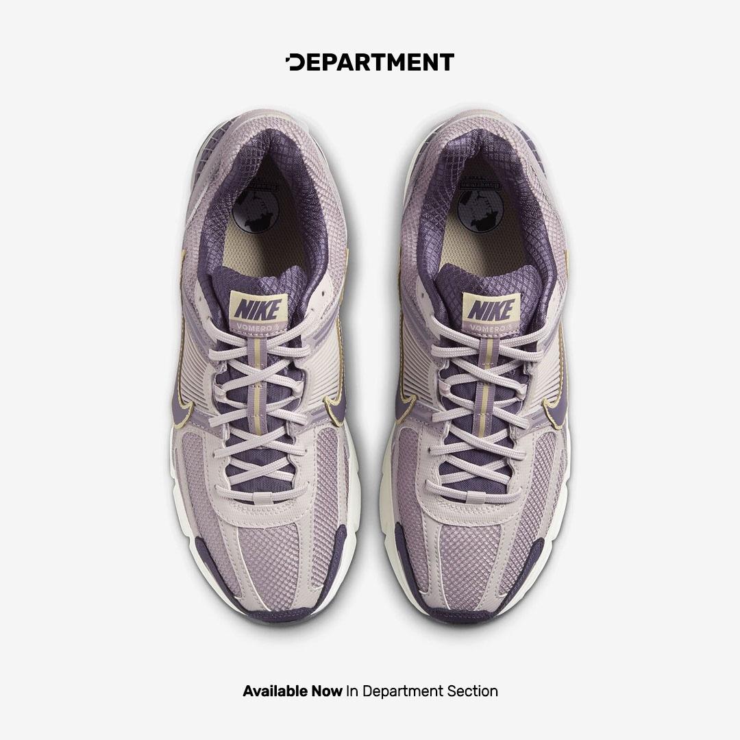 NIKE ZOOM VOMERO 5
