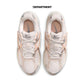 NIKE W V5 RNR WITH REFLECTIVE ACCENTS