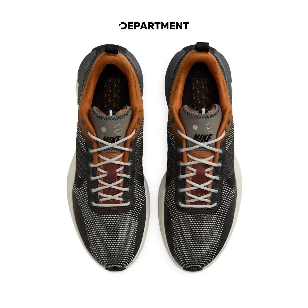 NIKE LUNAR ROAM SE