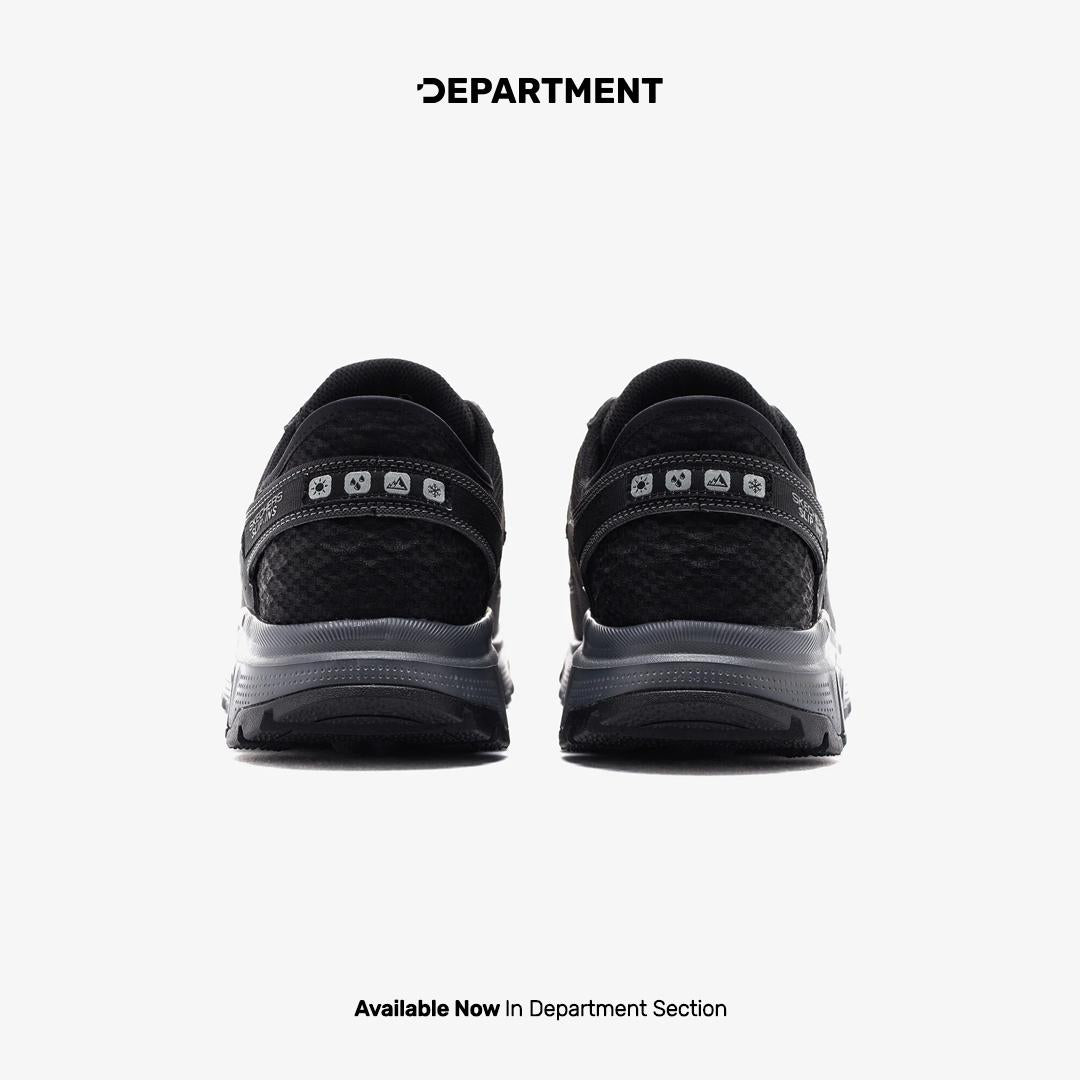 SKECHERS SUMMITS AT