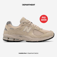 NEW BALANCE 2002R