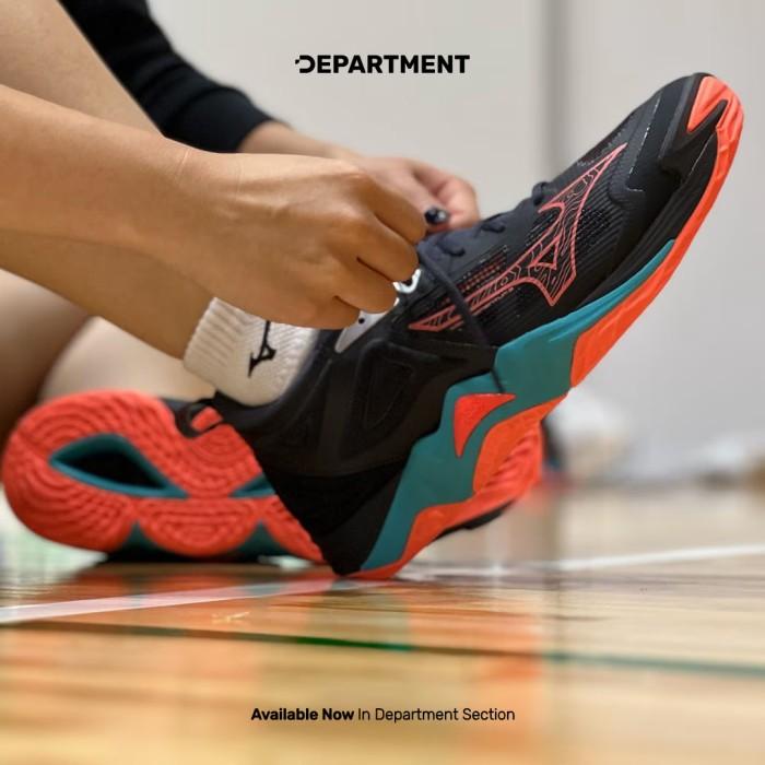 MIZUNO MOMENTUM 3