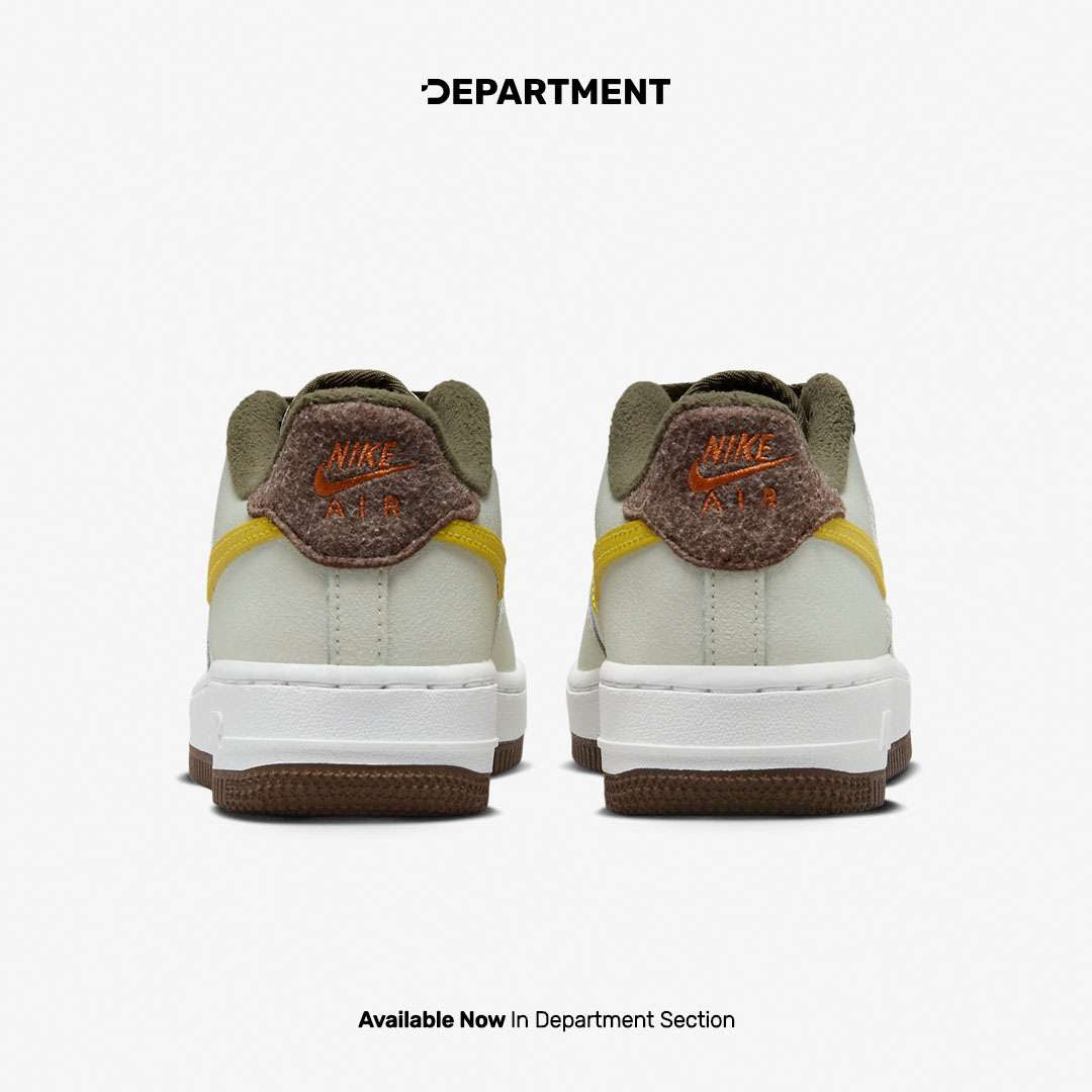 NIKE AIR FORCE 1 LOW LV8 (GS) "READY, PLAY!"