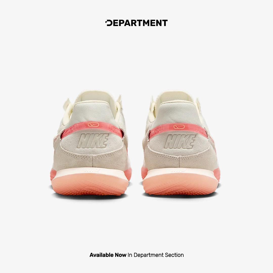 NIKE STREETGATO Department