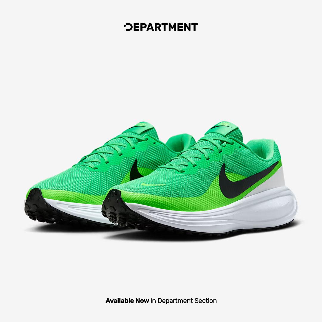 NIKE REVOLUTION 8