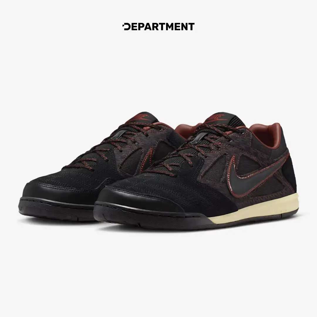NIKE GATO
