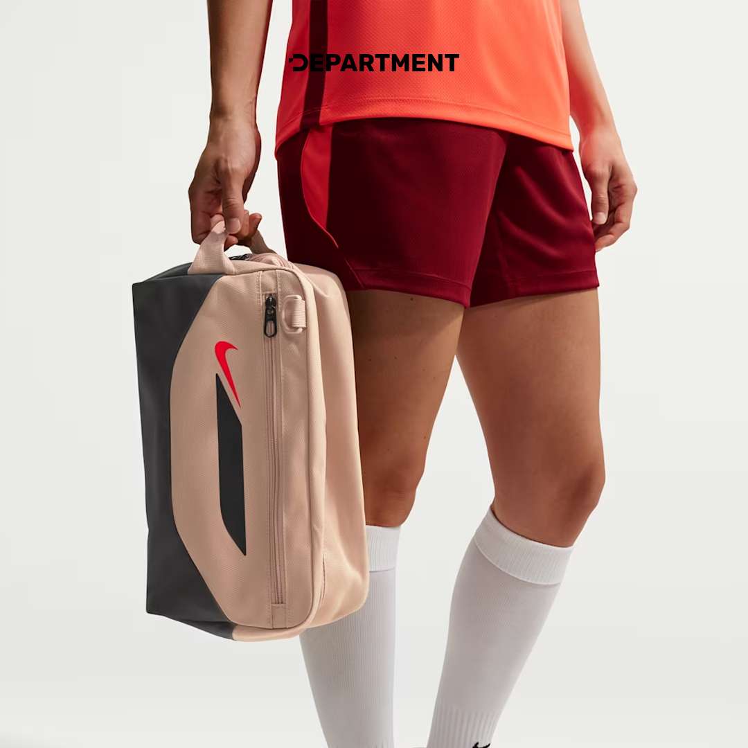 NIKE ACADEMY TEAM