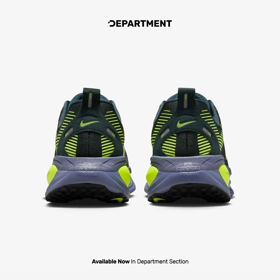 NIKE VOMERO 18
