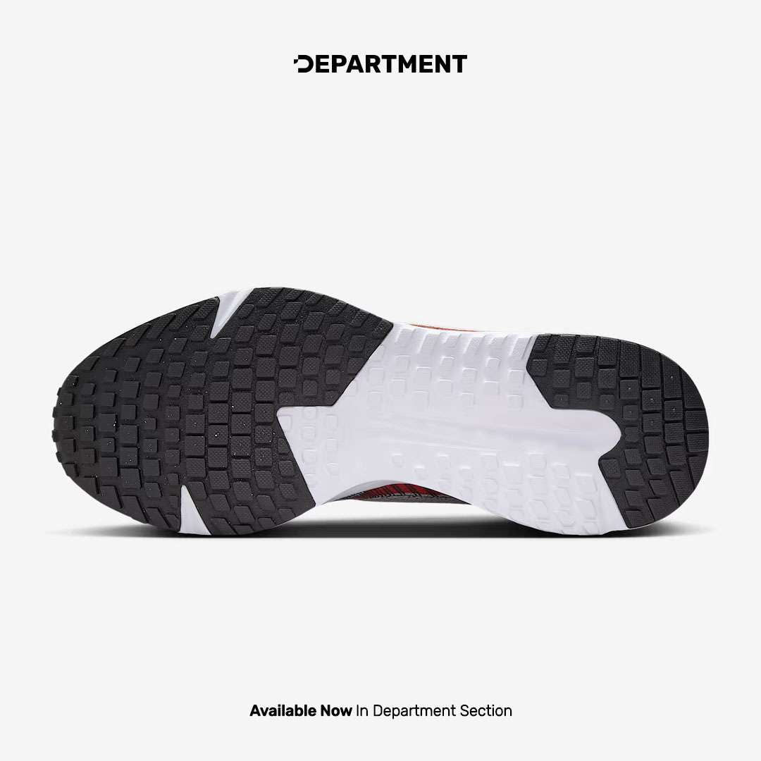 NIKE RUN DEFY