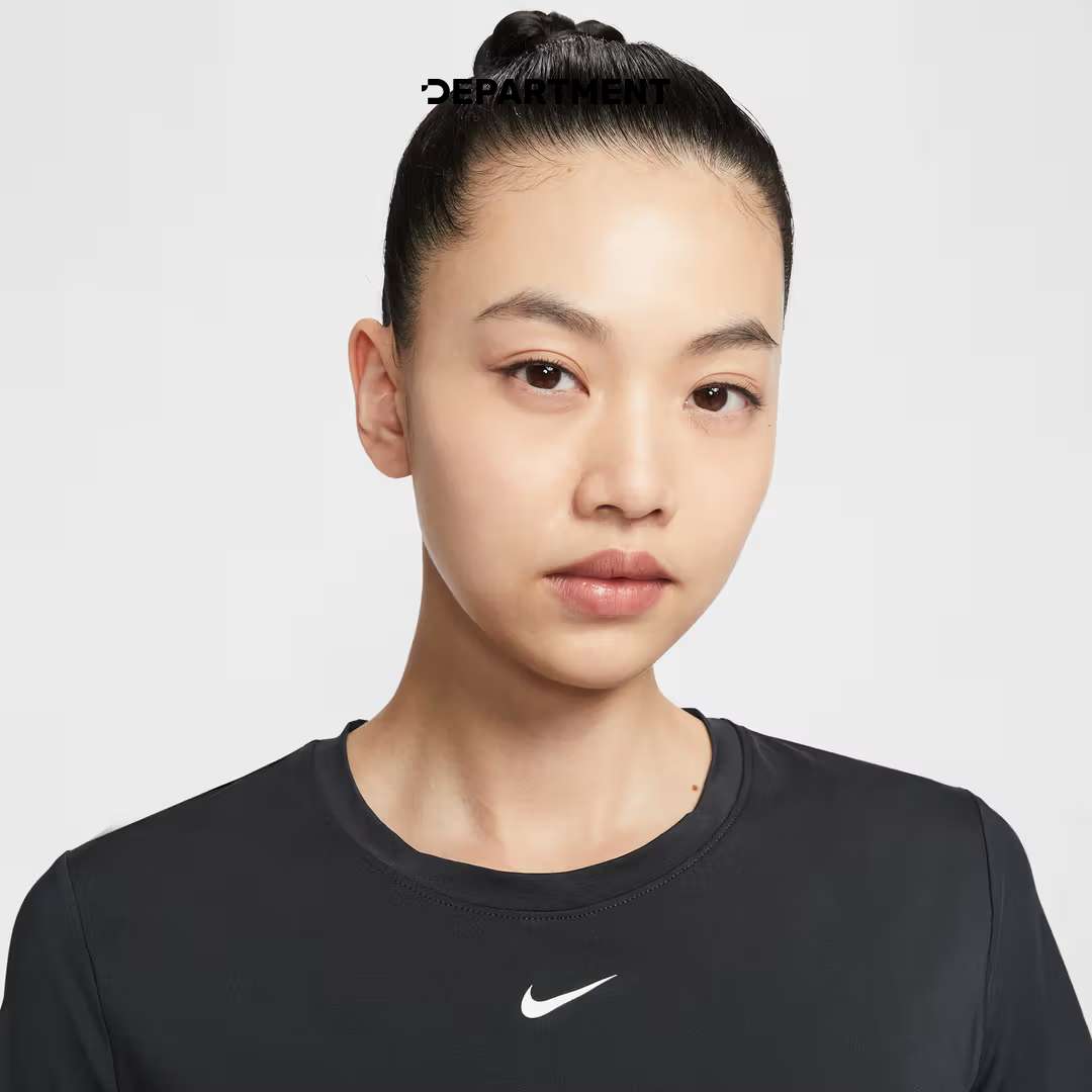 NIKE DRI-FIT ONE CLASSIC