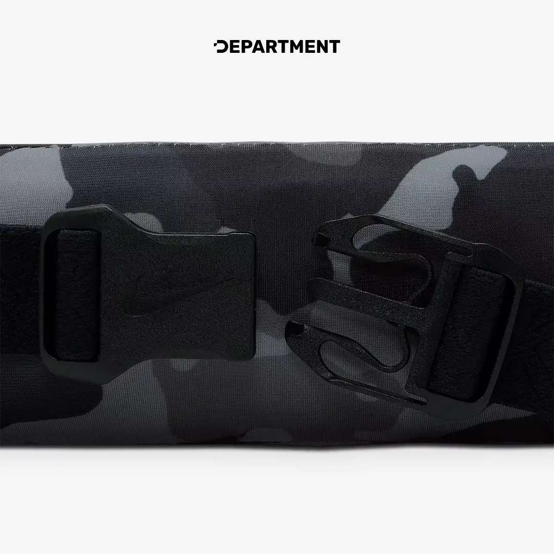 NIKE SLIM 4.0