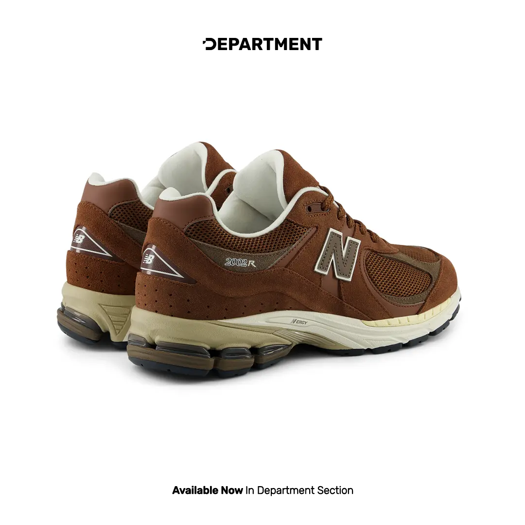 NEW BALANCE 2002R