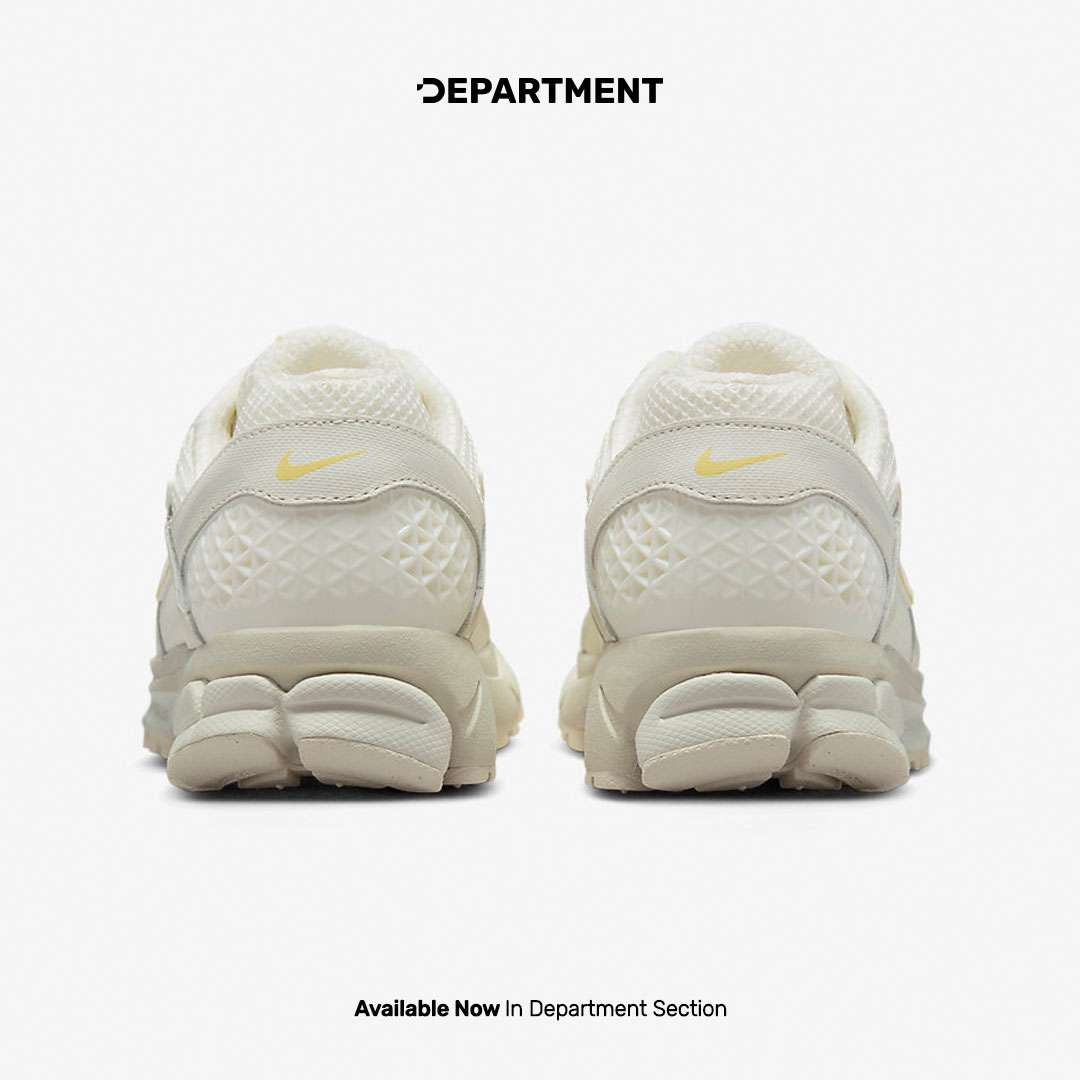 NIKE W AIR ZOOM VOMERO 5
