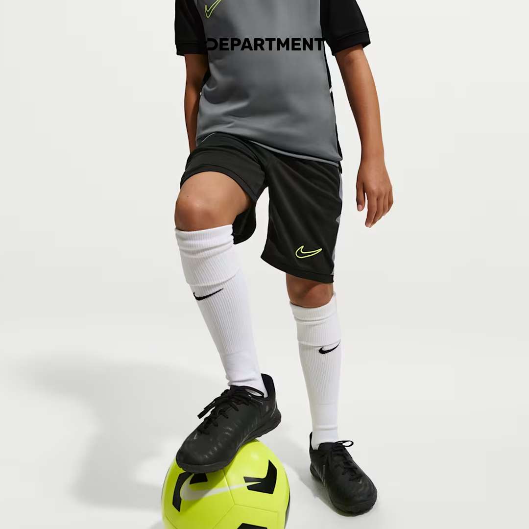 NIKE ACADEMY 25