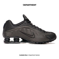 NIKE SHOX R4 2025