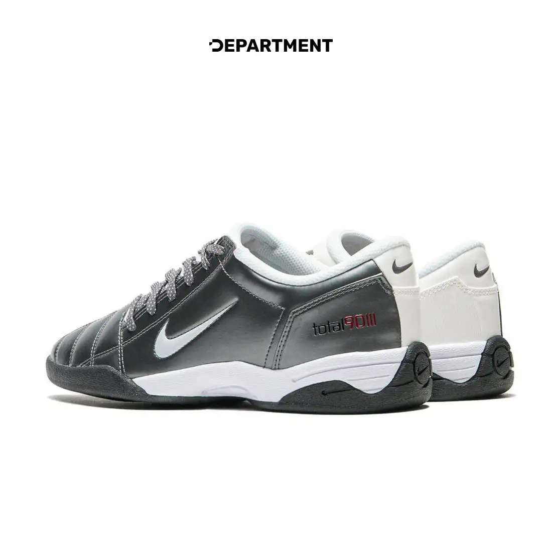 NIKE TOTAL 90 III SP