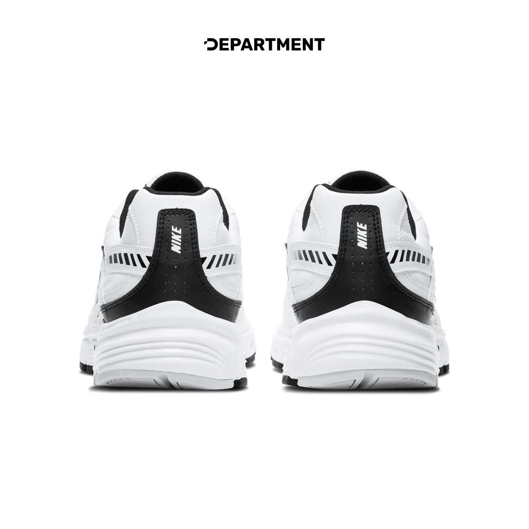 NIKE INITIATOR