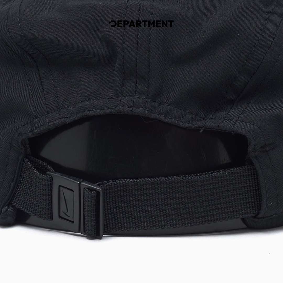 NIKE FLY DRI-FIT UNSTRUCTURED SWOOSH