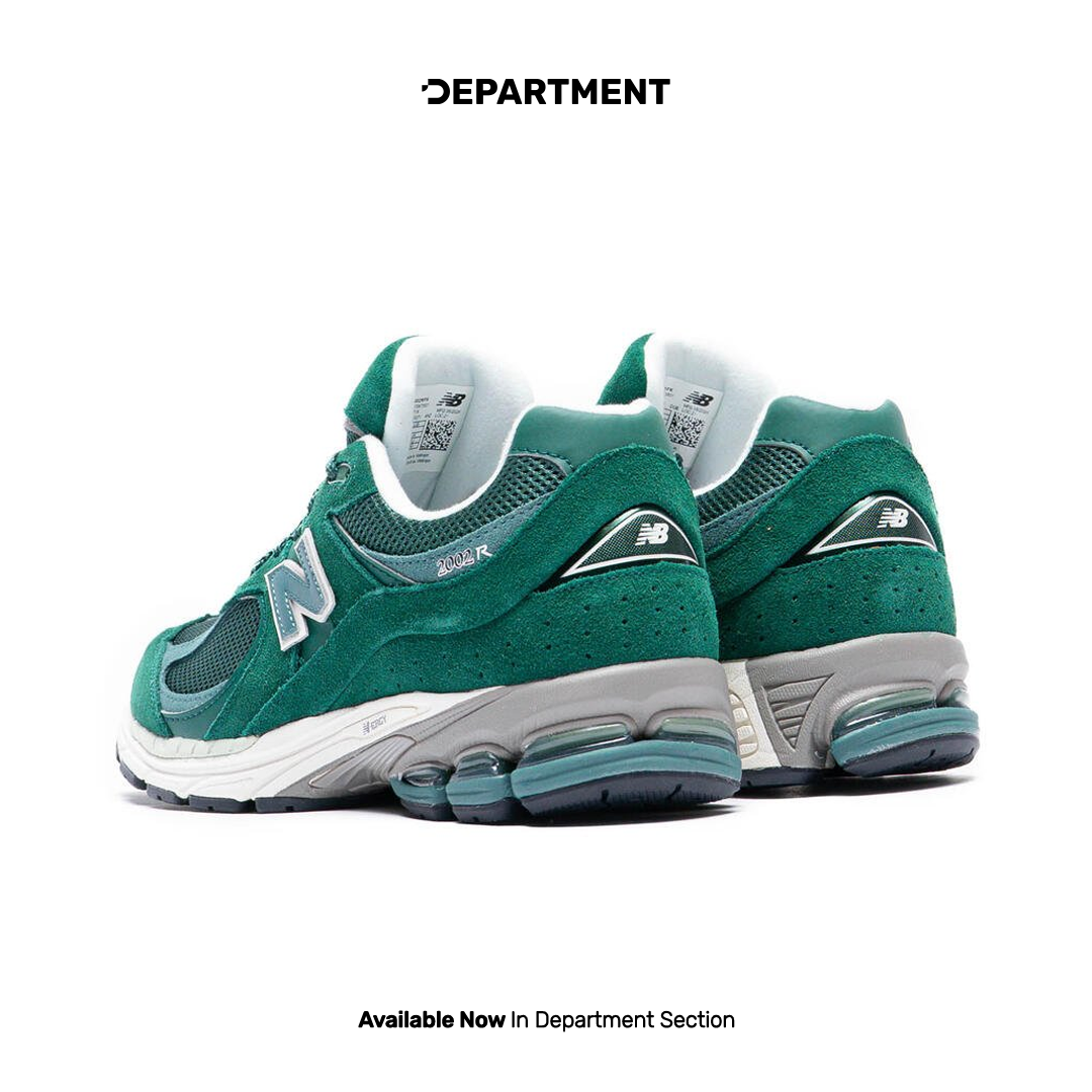 NEW BALANCE 2002R