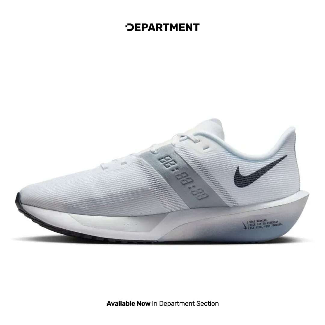NIKE AIR ZOOM RIVAL FLY 4