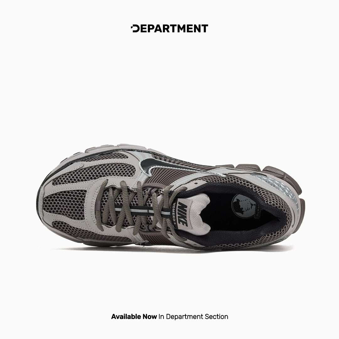 NIKE ZOOM VOMERO 5