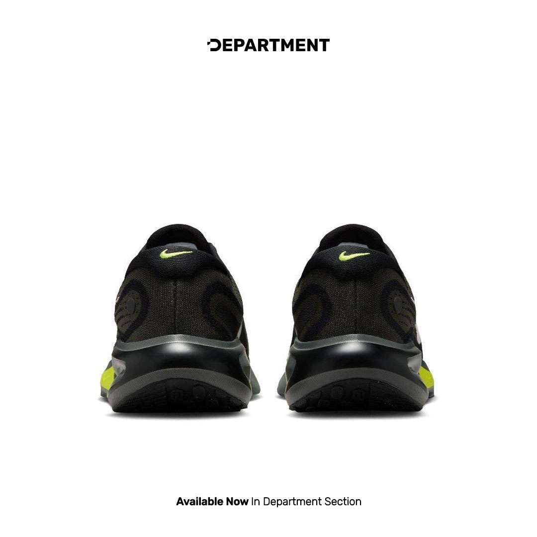 NIKE JOURNEY RUN