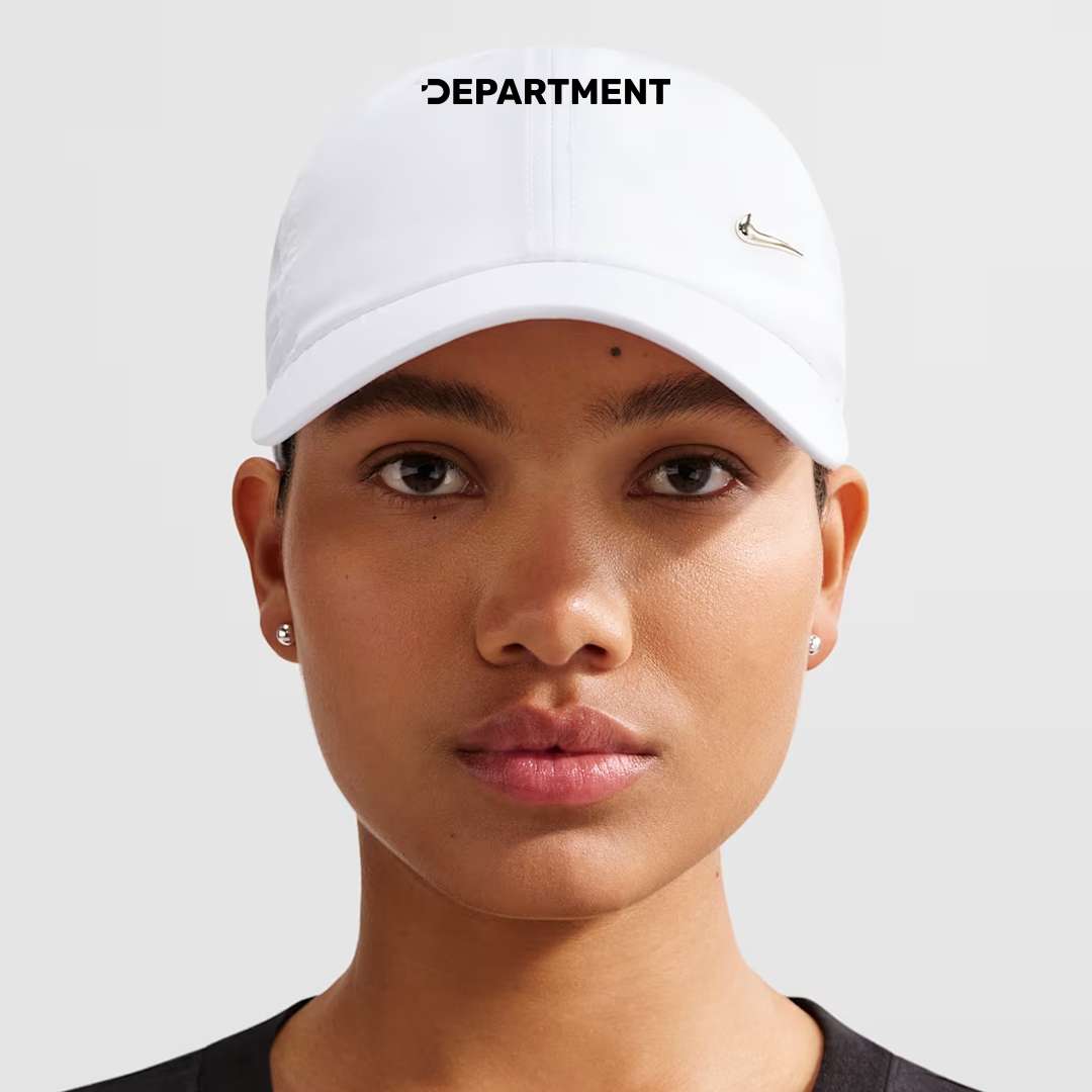 NIKE DRI-FIT CLUB UNSTRUCTURED METAL SWOOSH