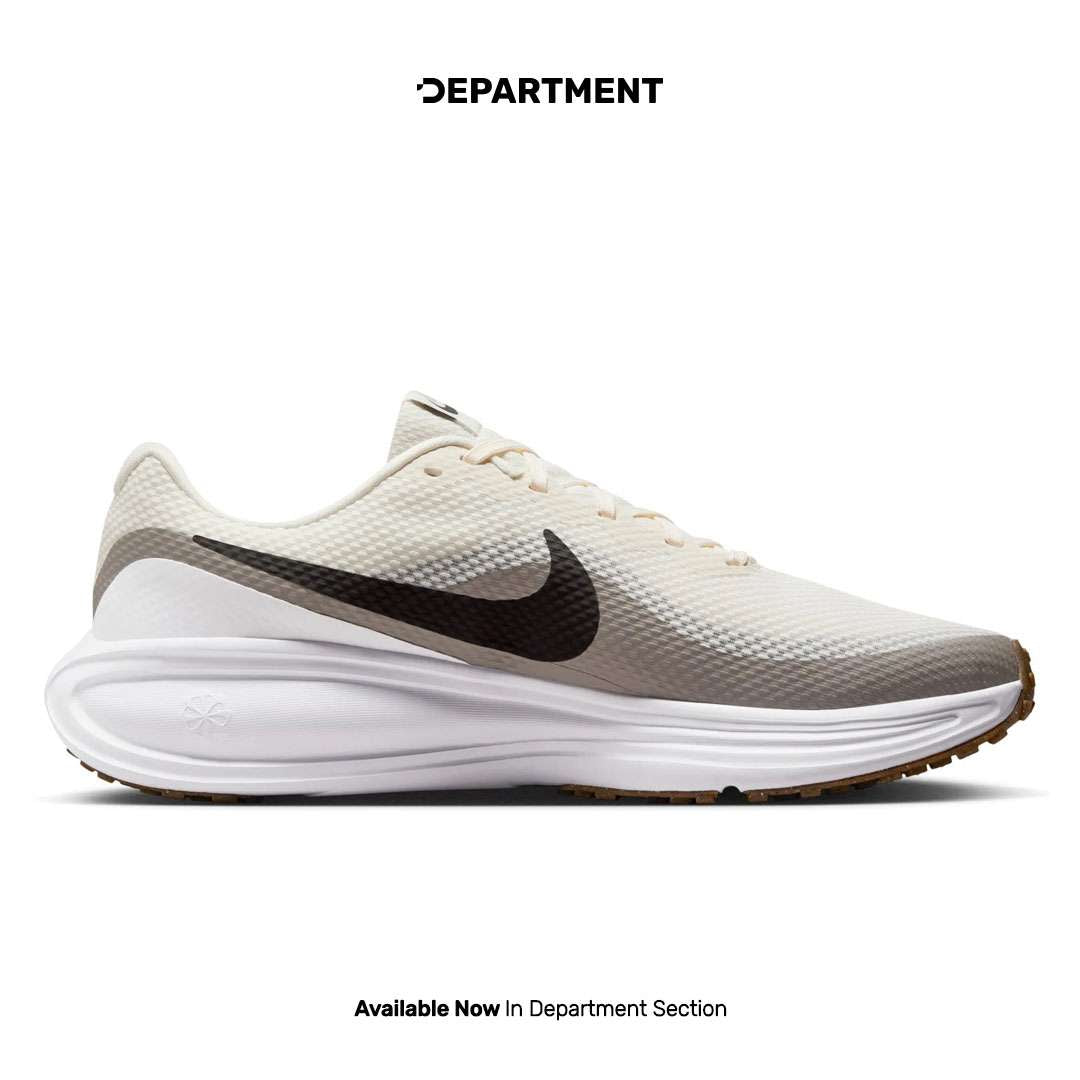 NIKE REVOLUTION 8 WIDE