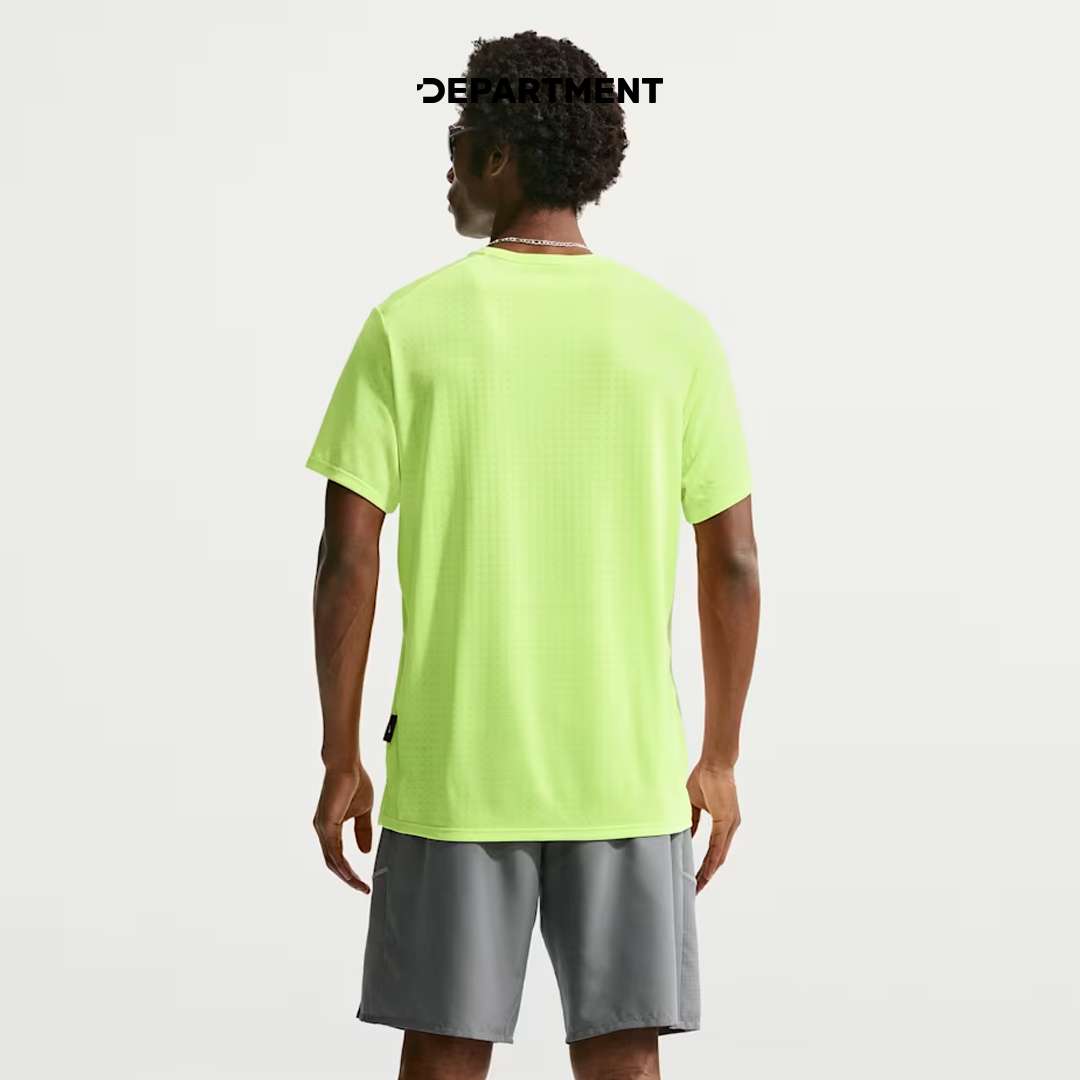 NIKE DRI-FIT MILER BREATHE