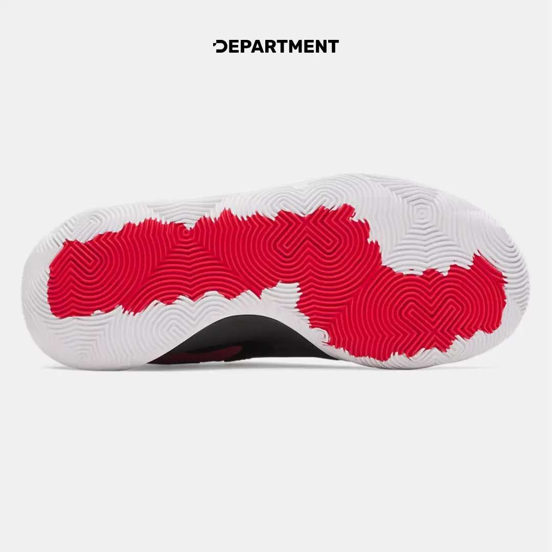 UNDER ARMOUR JET '25