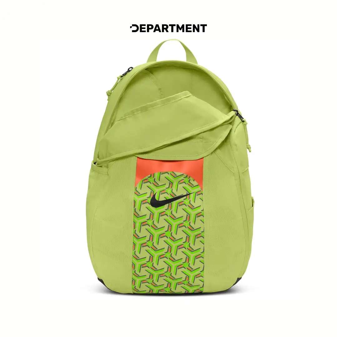 NIKE ACADEMY TEAM