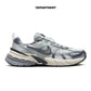 NIKE W V2K RUN WITH REFLECTIVE ACCENTS