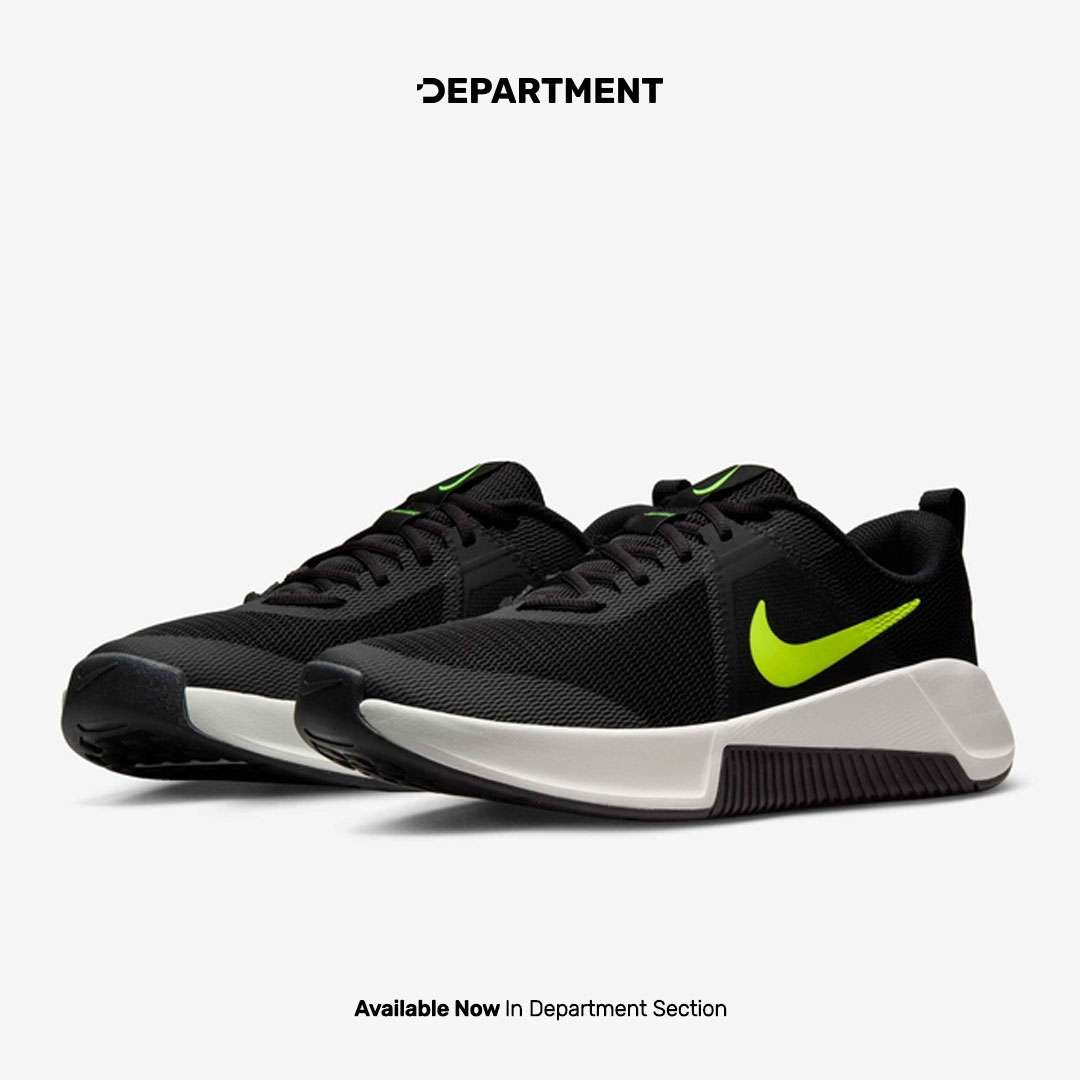 NIKE MC TRAINER 3