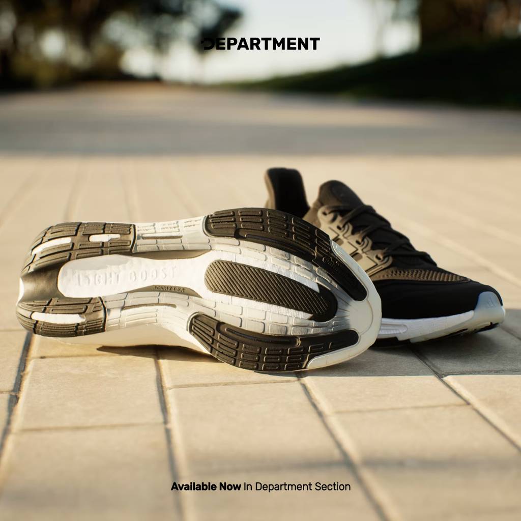 ADIDAS ULTRABOOST LIGHT