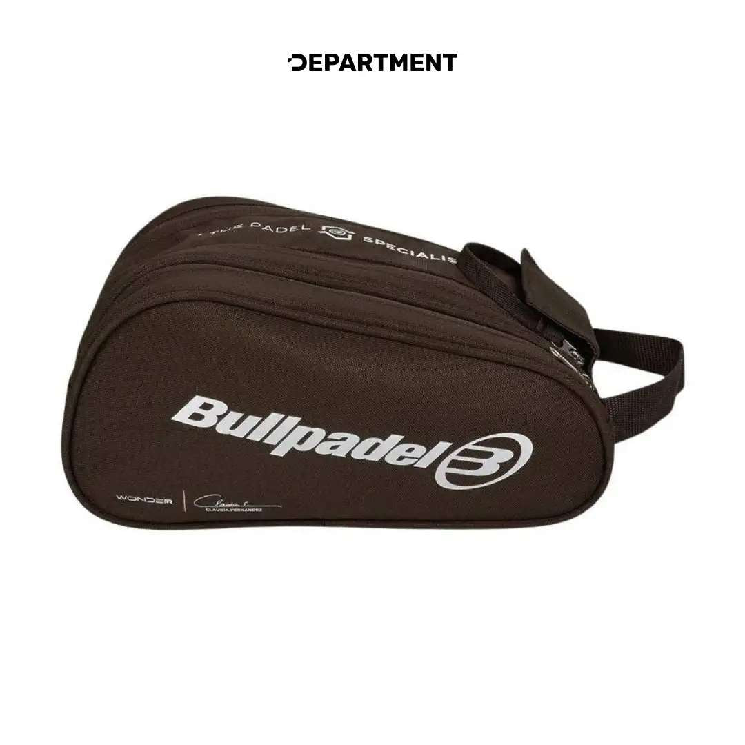 BULLPADEL D.CASE BY CLAUDIA FERNADES