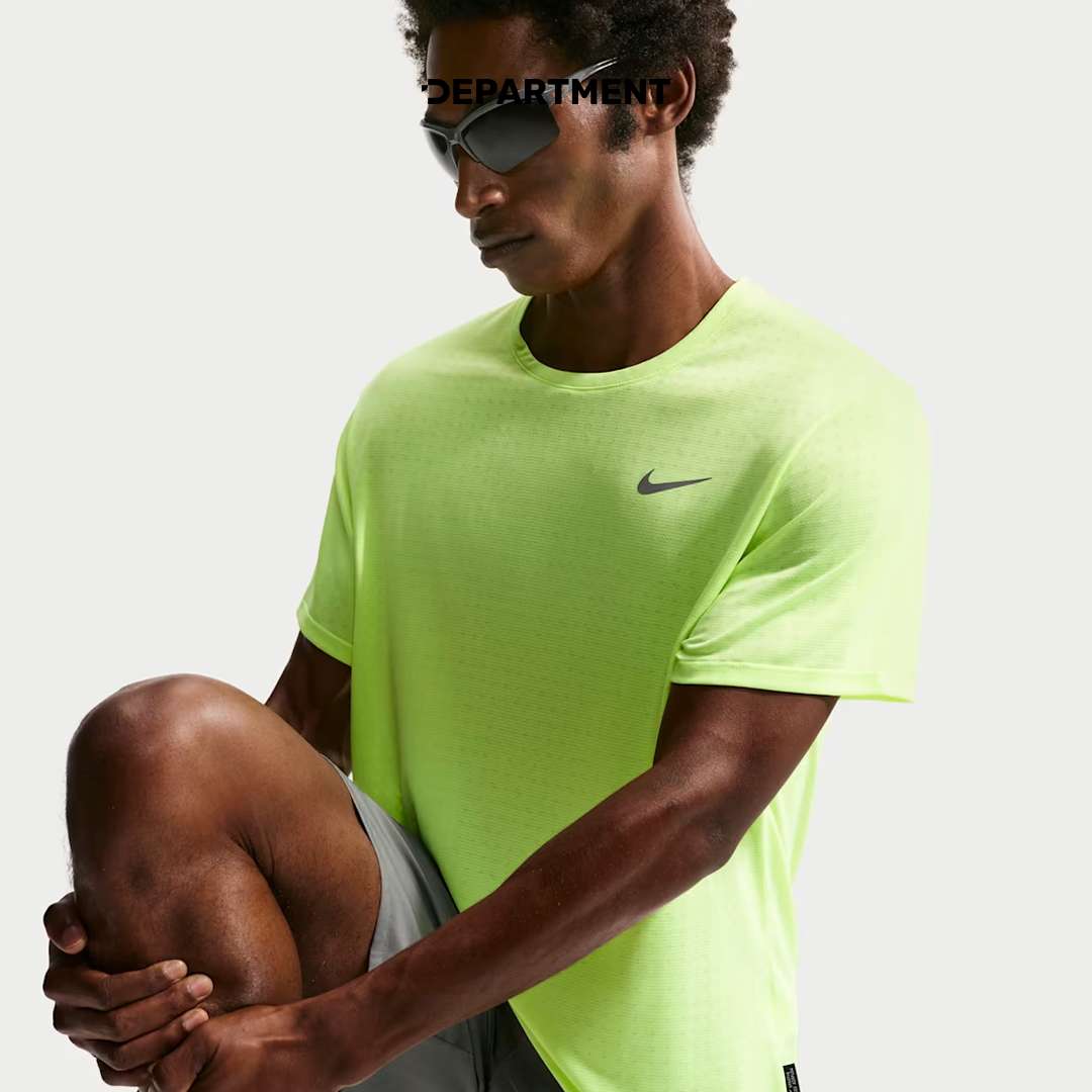 NIKE DRI-FIT MILER BREATHE