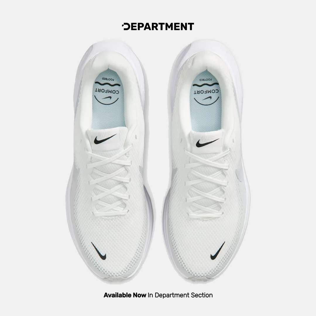 NIKE REVOLUTION 8