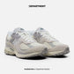 NEW BALANCE 2002R