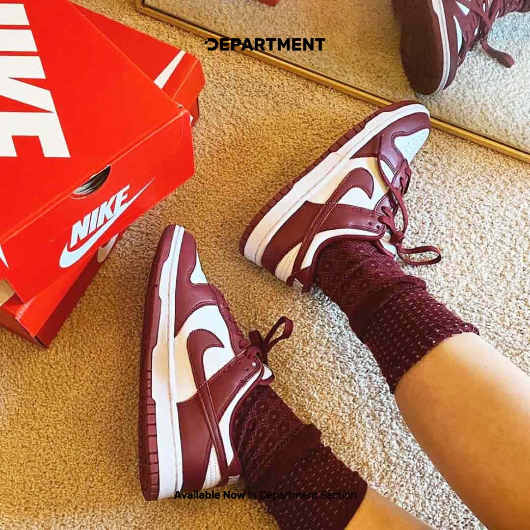 NIKE DUNK LOW